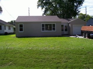 5003 Home Ave, McHenry, IL 60050