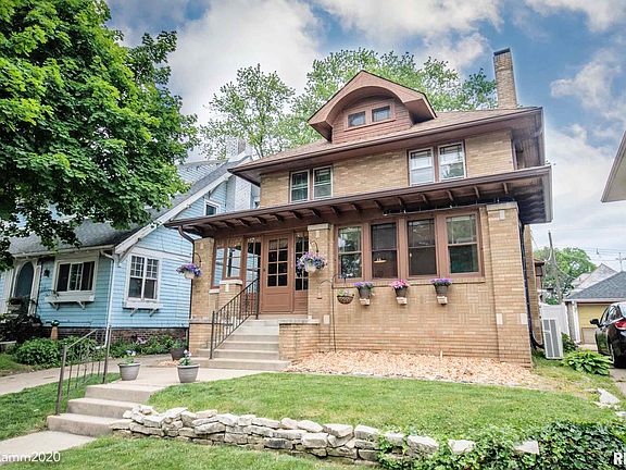 3rd image of 1024 N Maplewood Ave