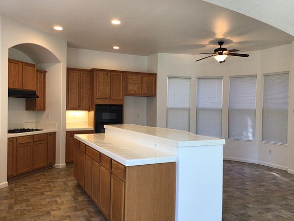 4th image of 301 Atessa Ct