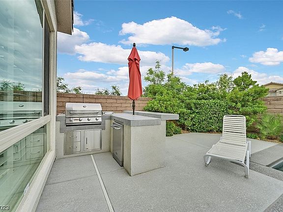 4th image of 10881 Eastern Redbud Ct