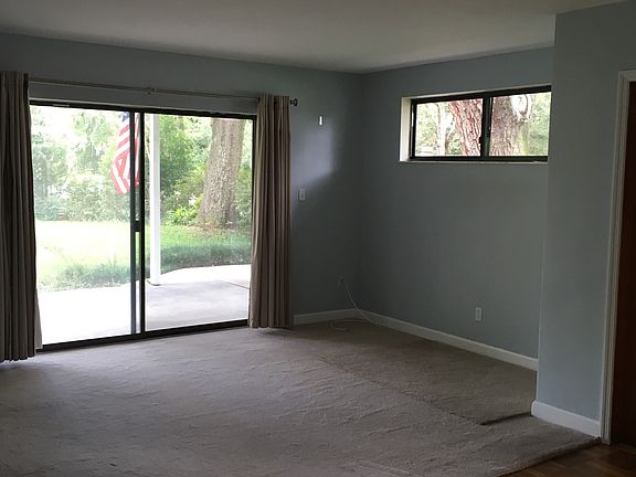 2nd image of 900 Harmon Ave