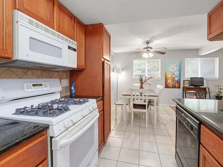 3305 Clawson Rd #B — Photo 14