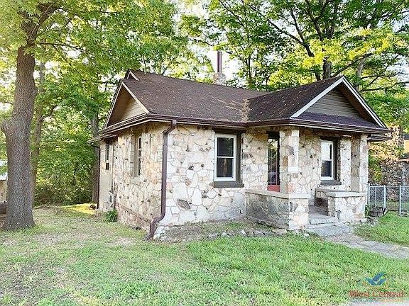 2nd image of 29318 Round House Ave