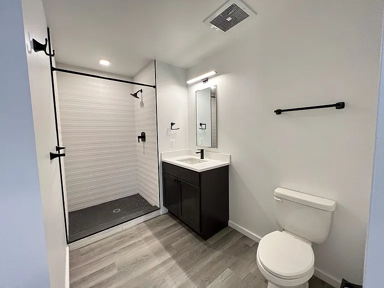 725 W Pratt St. — Photo 162