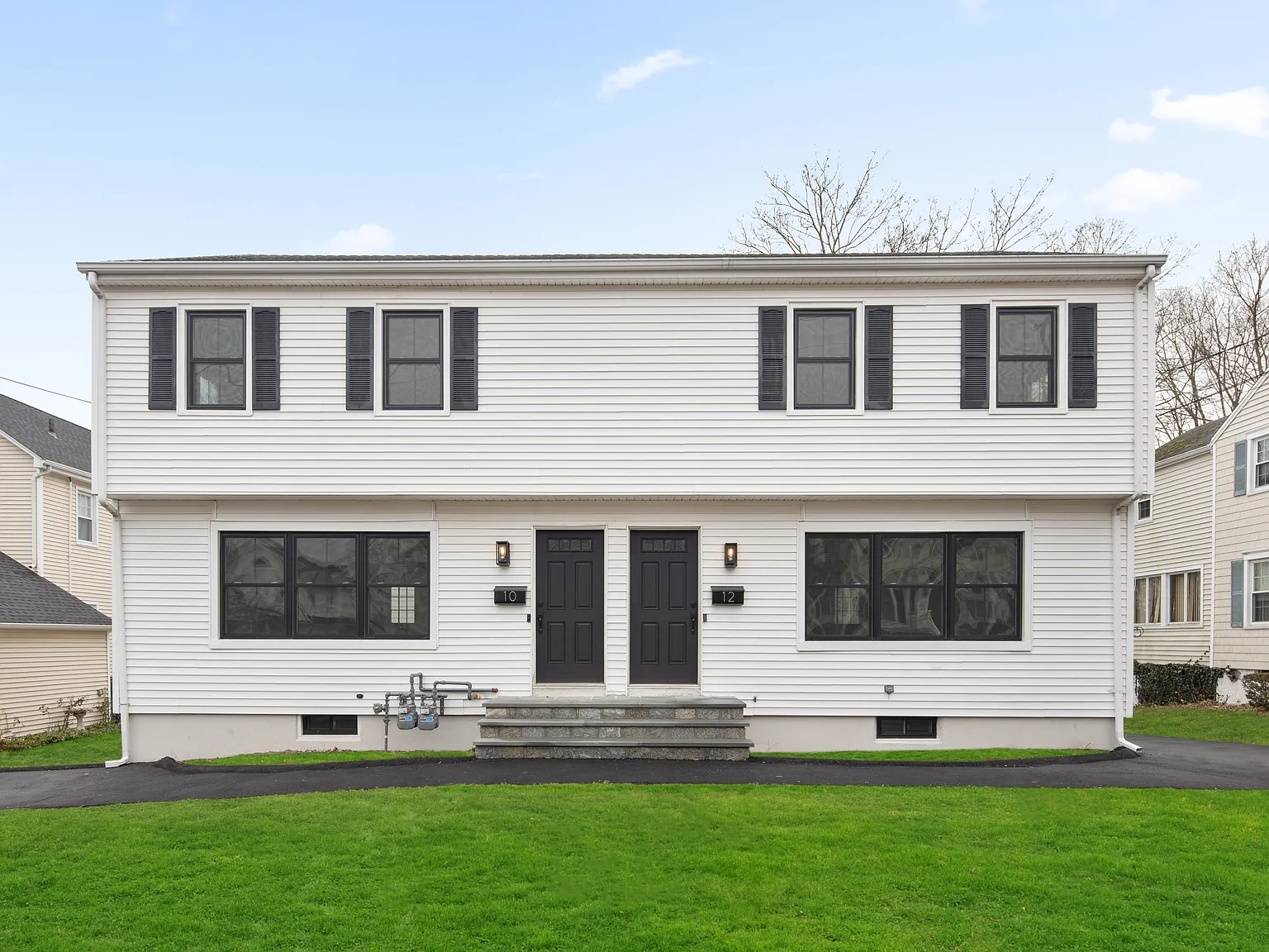3 bed, 2.5 bath, 1865 sqft, $5,100 — Photo 1