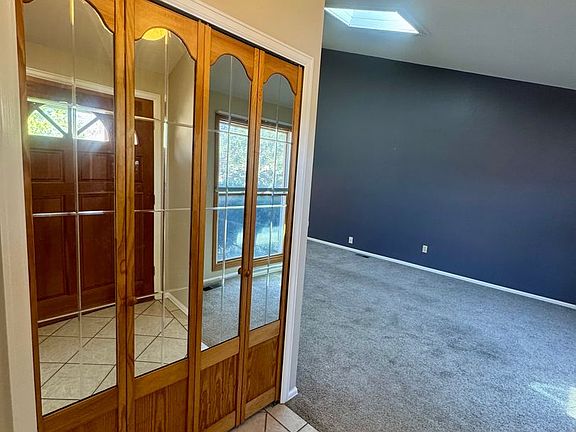 4th image of 5045 Escapardo Way