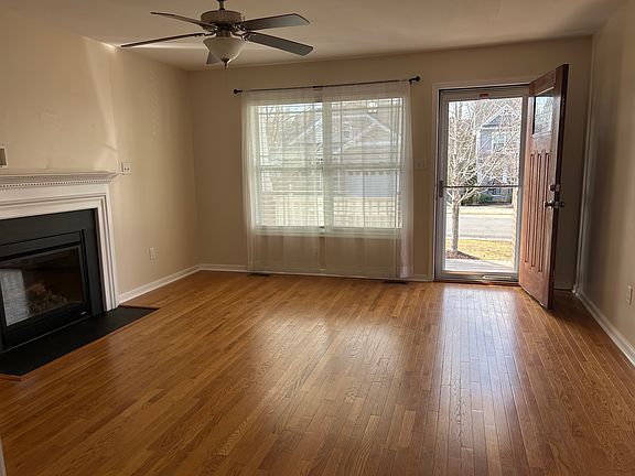 4th image of 14048 Stanley Park Dr