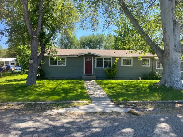 North 11th Street, 1004-1006 N 11th St, Payette, ID 83661