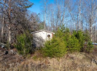 122 Bumpy Hill Dr, Marion, NC 28752