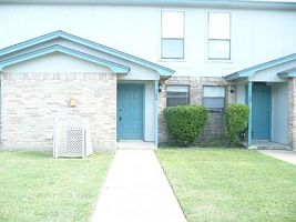 1st image of 112 Vista Way