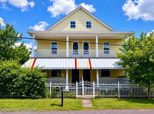 211 Chamberlain St, Plains, PA 18705