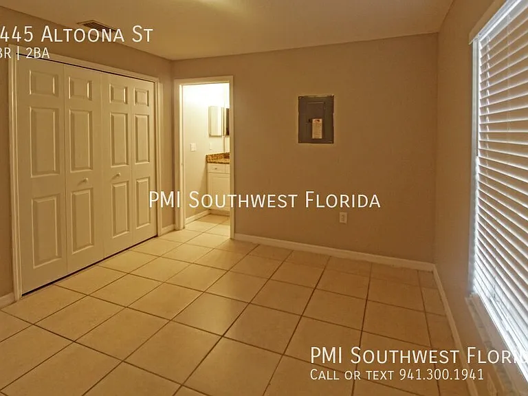 5445 Altoona St — Photo 3