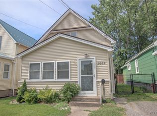 3662 7th St, Hamburg, NY 14219