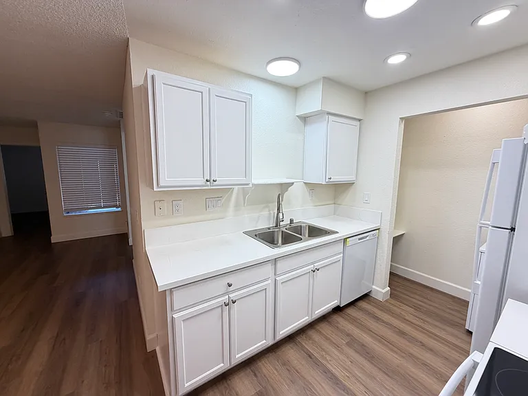 3517 Folage Dr #4 — Photo 24
