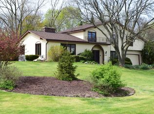 3125 San Juan Trl, Brookfield, WI 53005