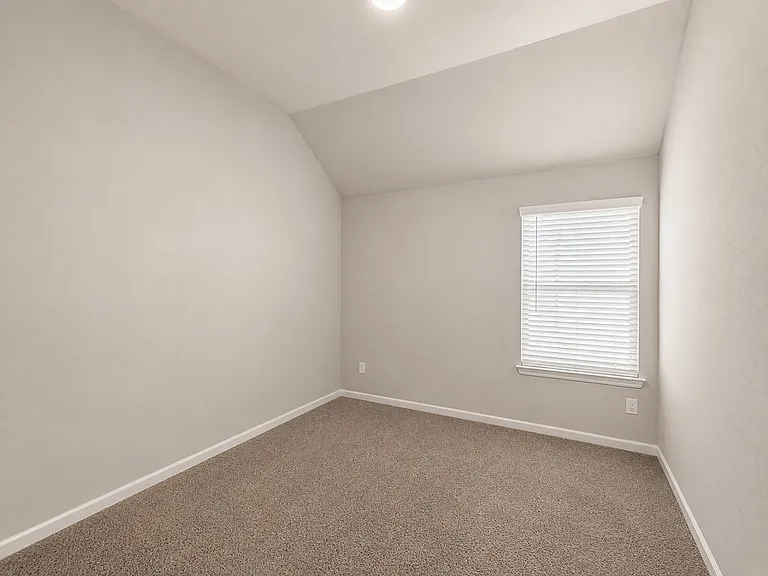 3428 Flatiron Dr — Photo 15