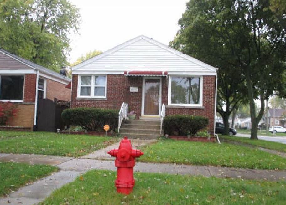 1st image of 3901 Saint Charles Pl
