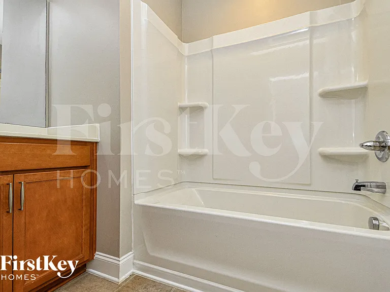 1004 Magnolia Farm Way — Photo 15