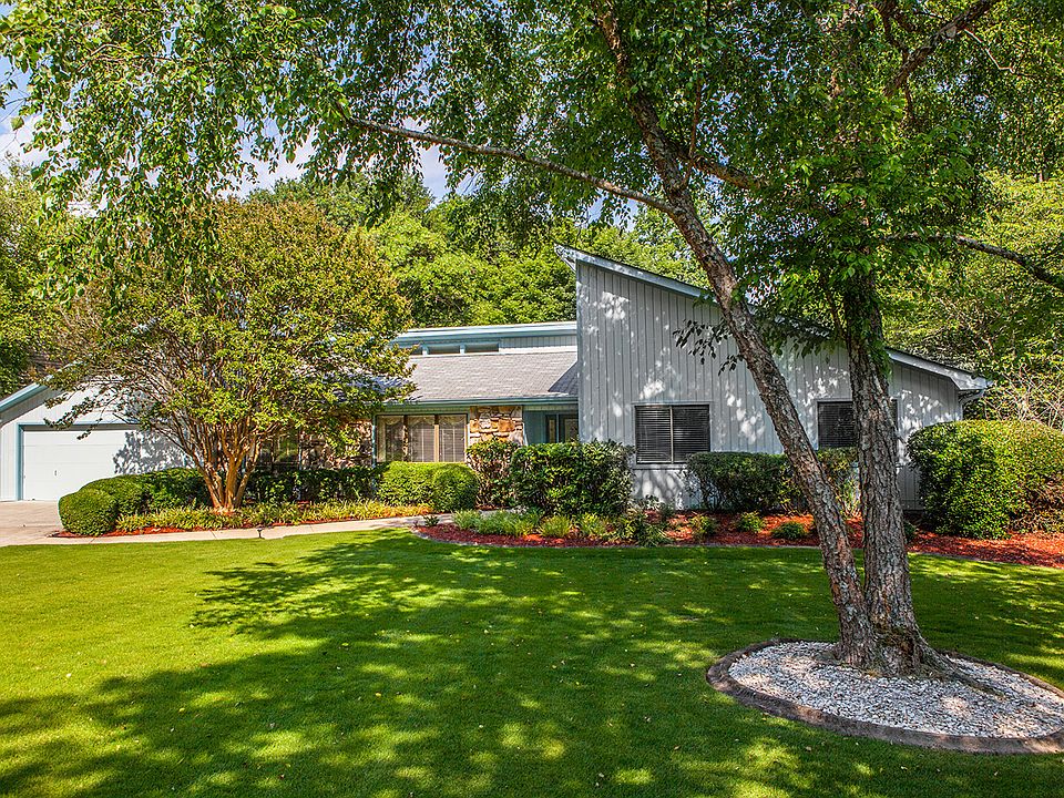 1st image of 600 Creekwood Dr
