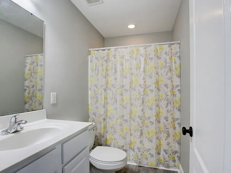 1384 Borrowdale Dr — Photo 20