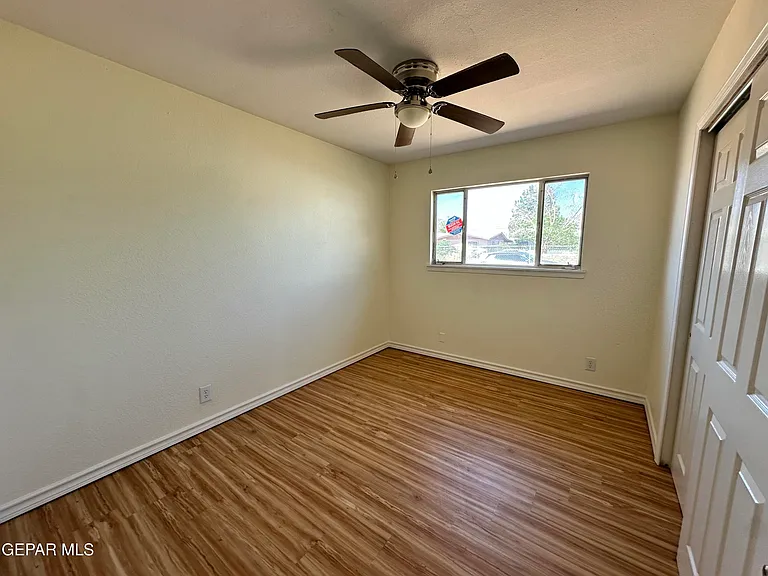 10336 Windsor Dr — Photo 8