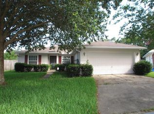 936 Deer Spring Dr, Jacksonville, FL 32221