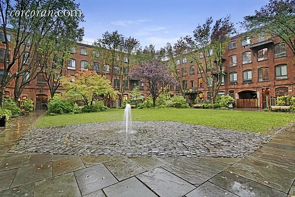 Rented by Corcoran | media 15