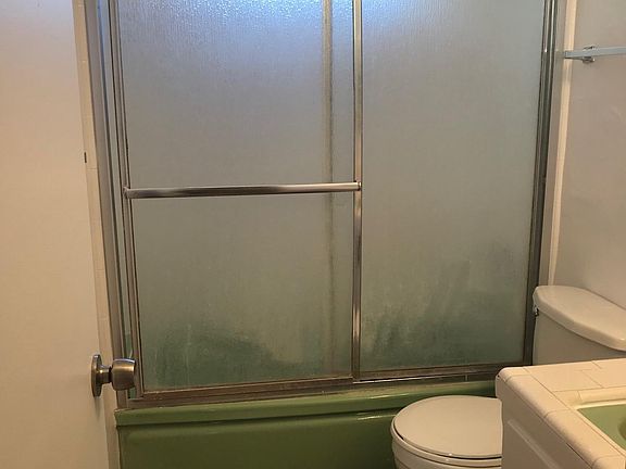 5th image of 80 N Bonnie Ave APT 4