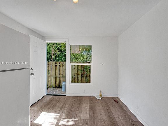 5th image of 310 N Ocean Breeze #1