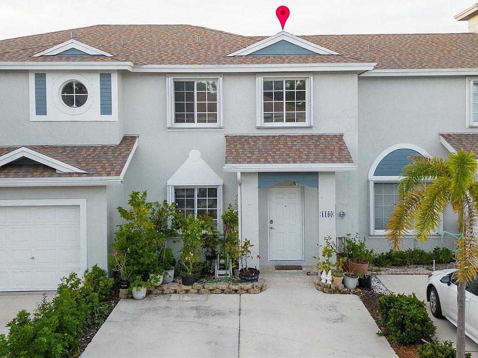 1st image of 1189 SW 44th Avenue