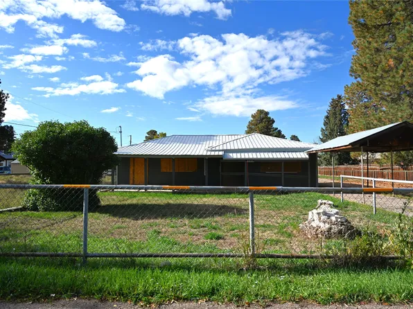 488 7th St, Chama, NM 87520