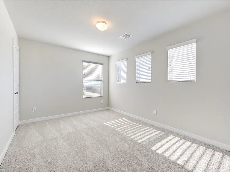 2623 Finley Ln — Photo 37