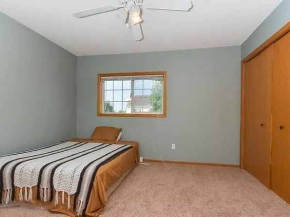 21157 Clydesdale Curv S, Forest Lake, MN 55025