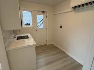 3295 Yonge St #3299D, Toronto, ON M4N2L8