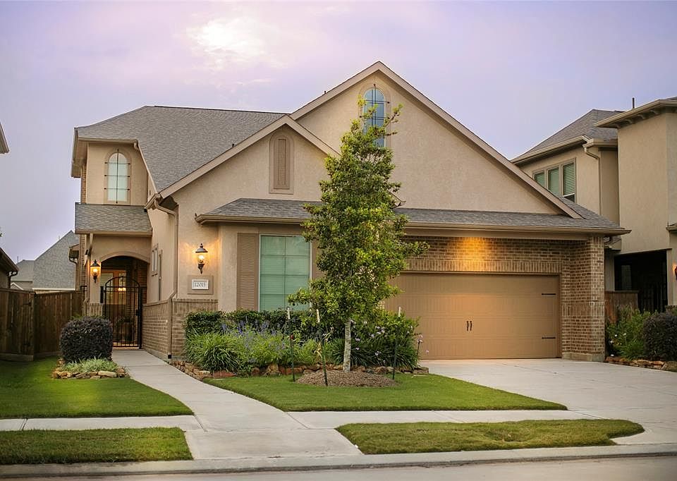 1st image of 12015 Rosmarino Ct