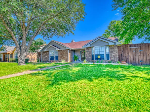 720 Fieldwood Dr, Mesquite, TX 75150