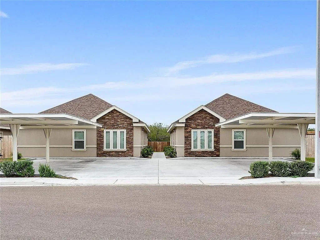 2 bed, 2.0 bath, 950 sqft, $925 — Photo 2