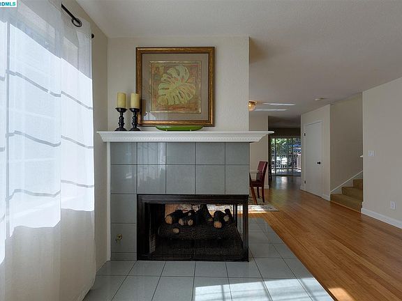4th image of 3941 Whittle Ave