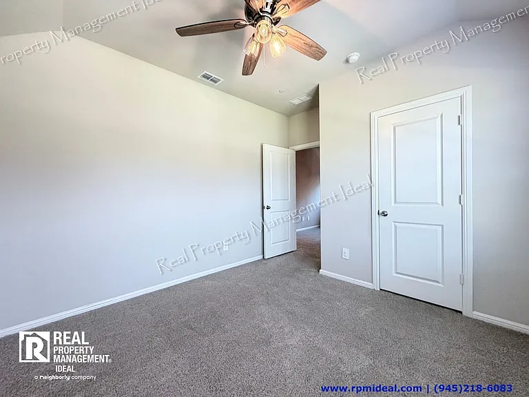 4808 Sparkling Ptwy — Photo 23