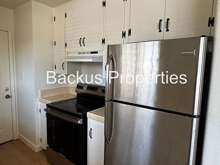 W. Alisal St 225 — Photo 9