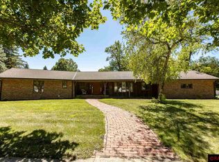 330 1st Ave SW, Winnebago, MN 56098