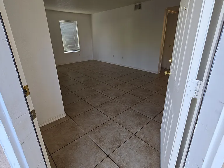 9712 El Patron Rd SW — Photo 4