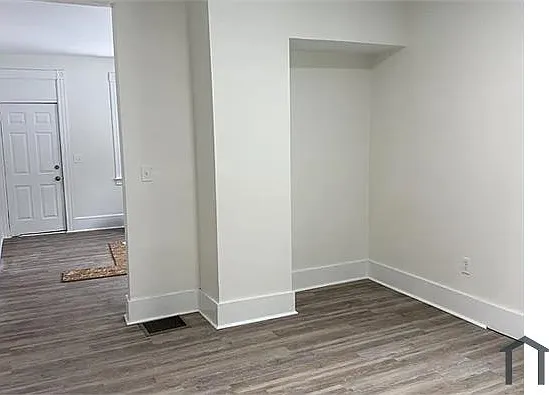 809 Lamont St — Photo 4