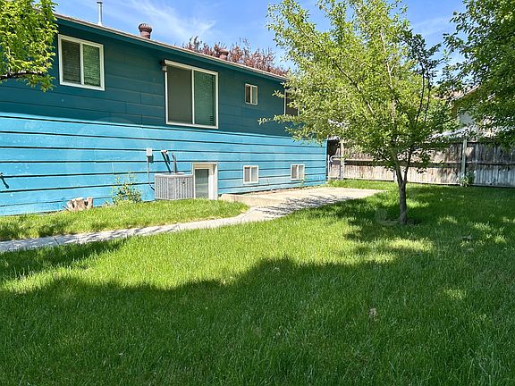 3rd image of 555 S 330th St E #2