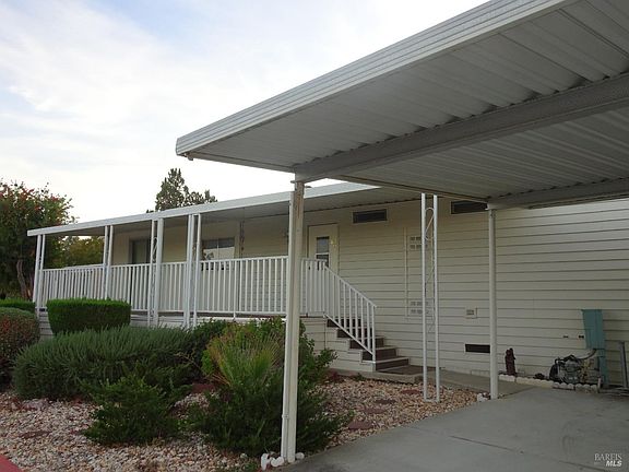 3rd image of 186 Bel Air Circle