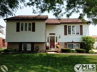 24429 Westpointe St, Brownstown, MI