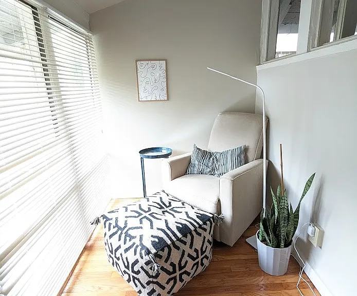 205 Hampshire Ave — Photo 2