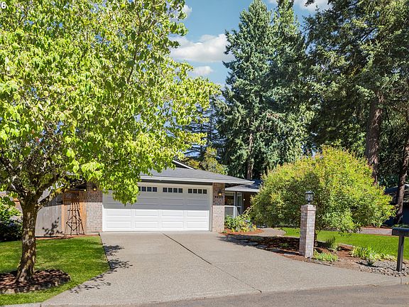 2nd image of 9942 SW 52nd Ave