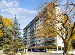 120 Rosedale Valley Rd #512, Toronto, ON M4W1P8