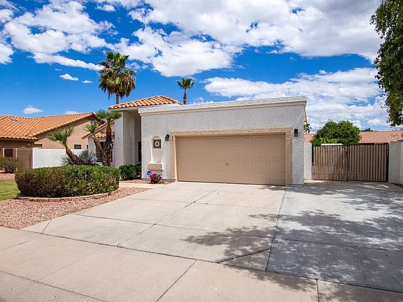 841 N Nielson St, Gilbert, AZ 85234